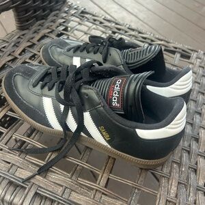 Adidas samba